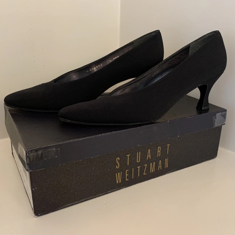 Vintage Stuart Weitzman Black Satin Fabric Pointed Toe Mid Heels 7.5 AAA